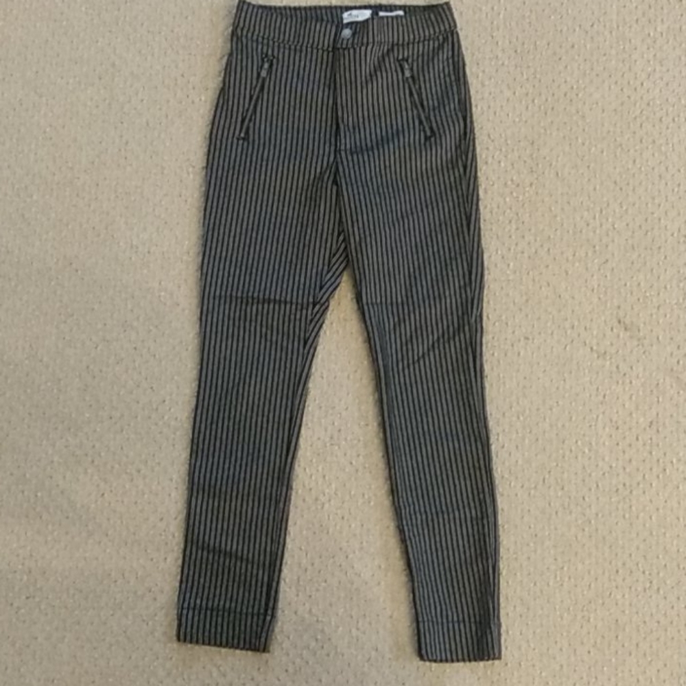 Hollister Ultra High Rise Pants, Medium